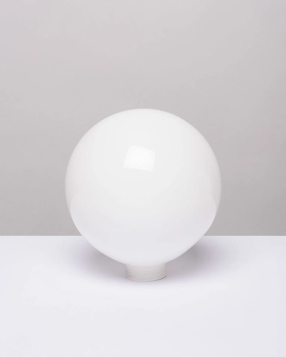 G100 Globe